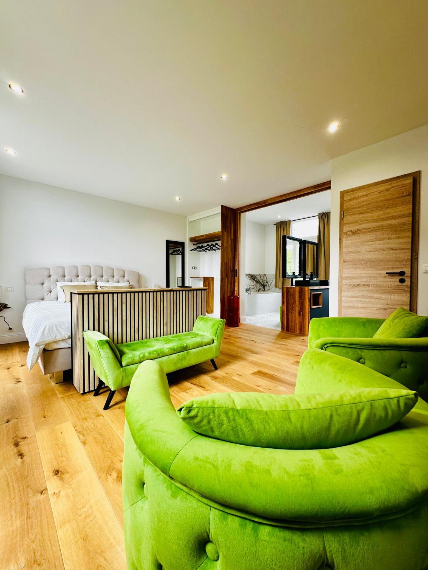 Suite De Luxe Au Chateau 105 Tinlot Luaran gambar